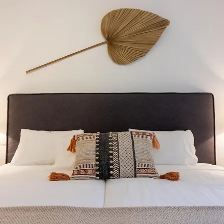 Center Flat Aventurero Boutique דירה *