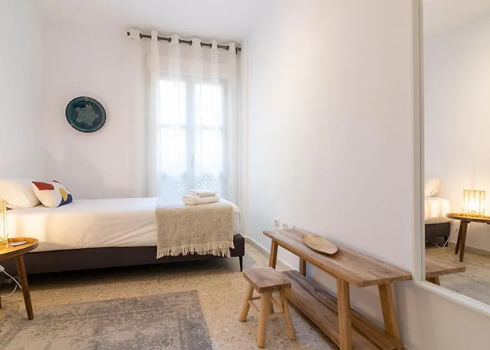 Center Flat Aventurero Boutique דירה *