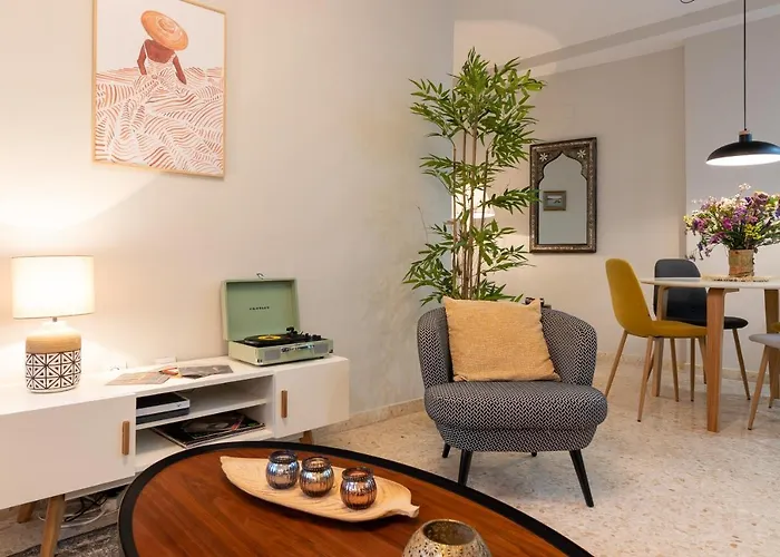 Center Flat Aventurero Boutique * מאלגה