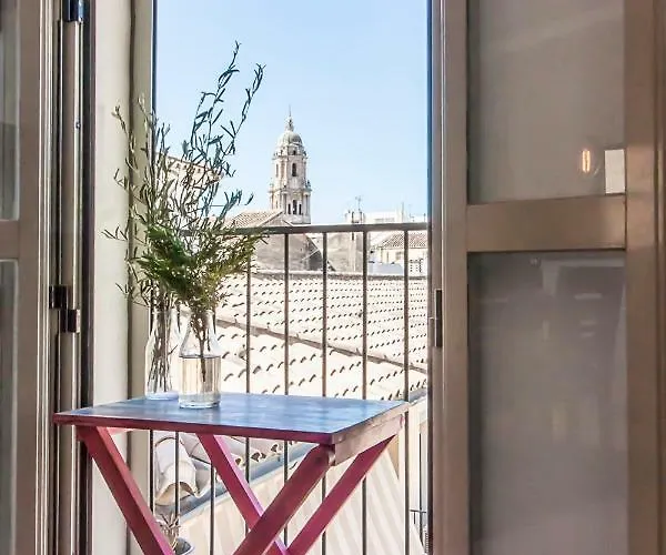 Center Flat Aventurero Boutique * מאלגה